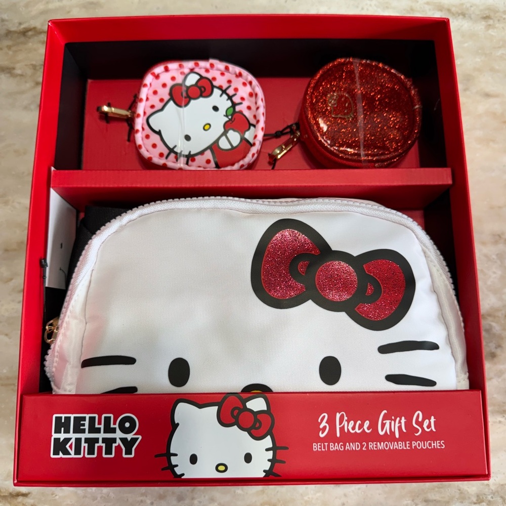 Hello Kitty belt bag and 2 pouches - White and Red
